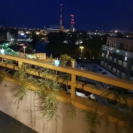 アパート Sloneczny Apartamencik *